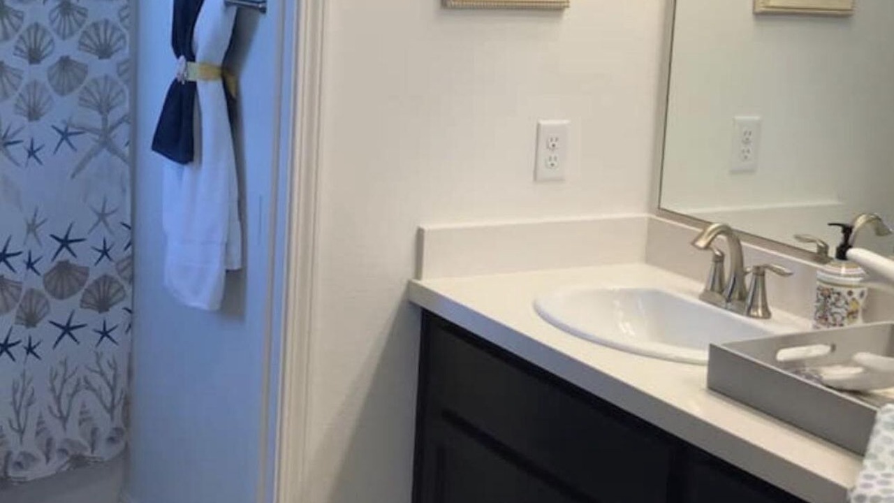 Photo of Bathroom in Callender