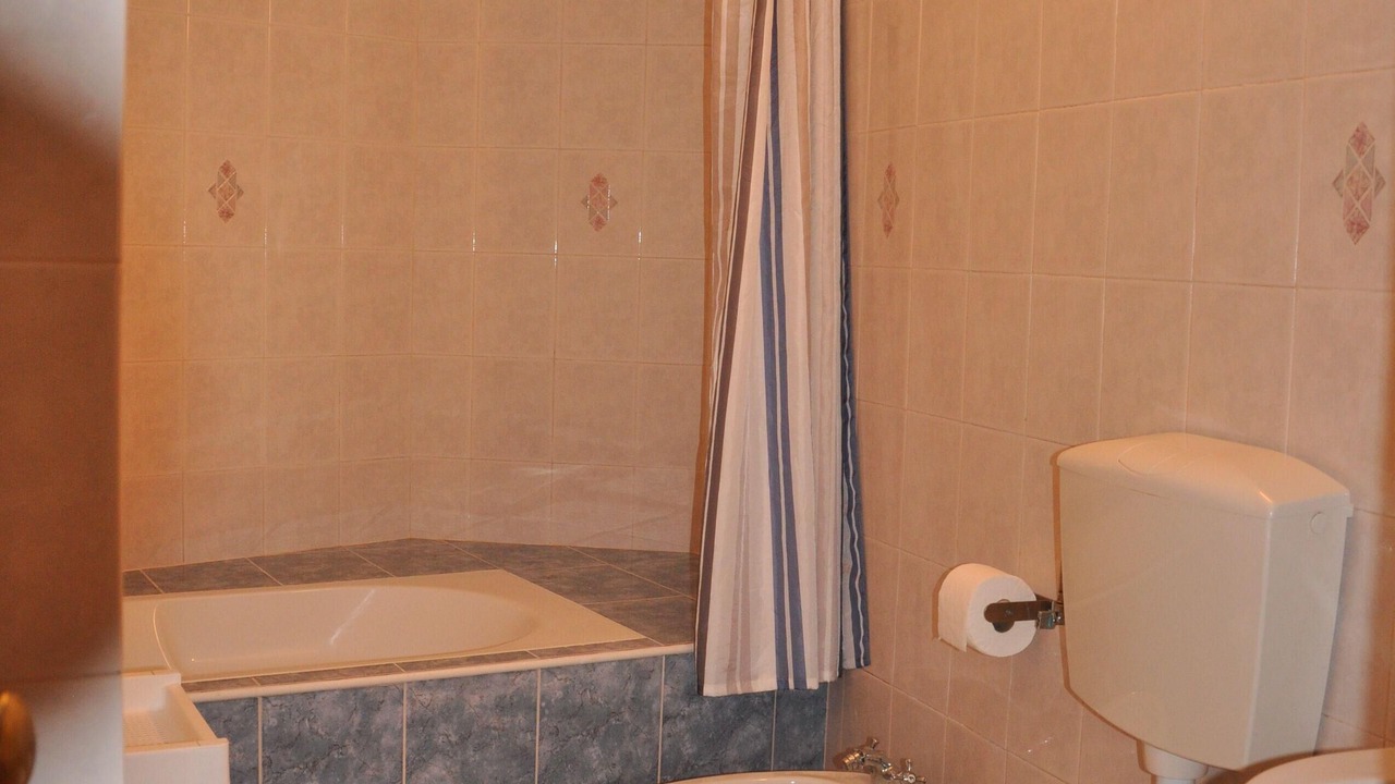 Photo of Bathroom in Oliveira do Hospital
