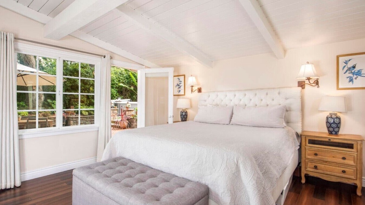 Photo of Bedroom in Hedgerow