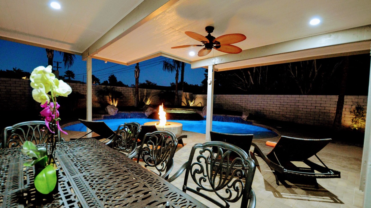Photo of Outdoor in Racquet Club South