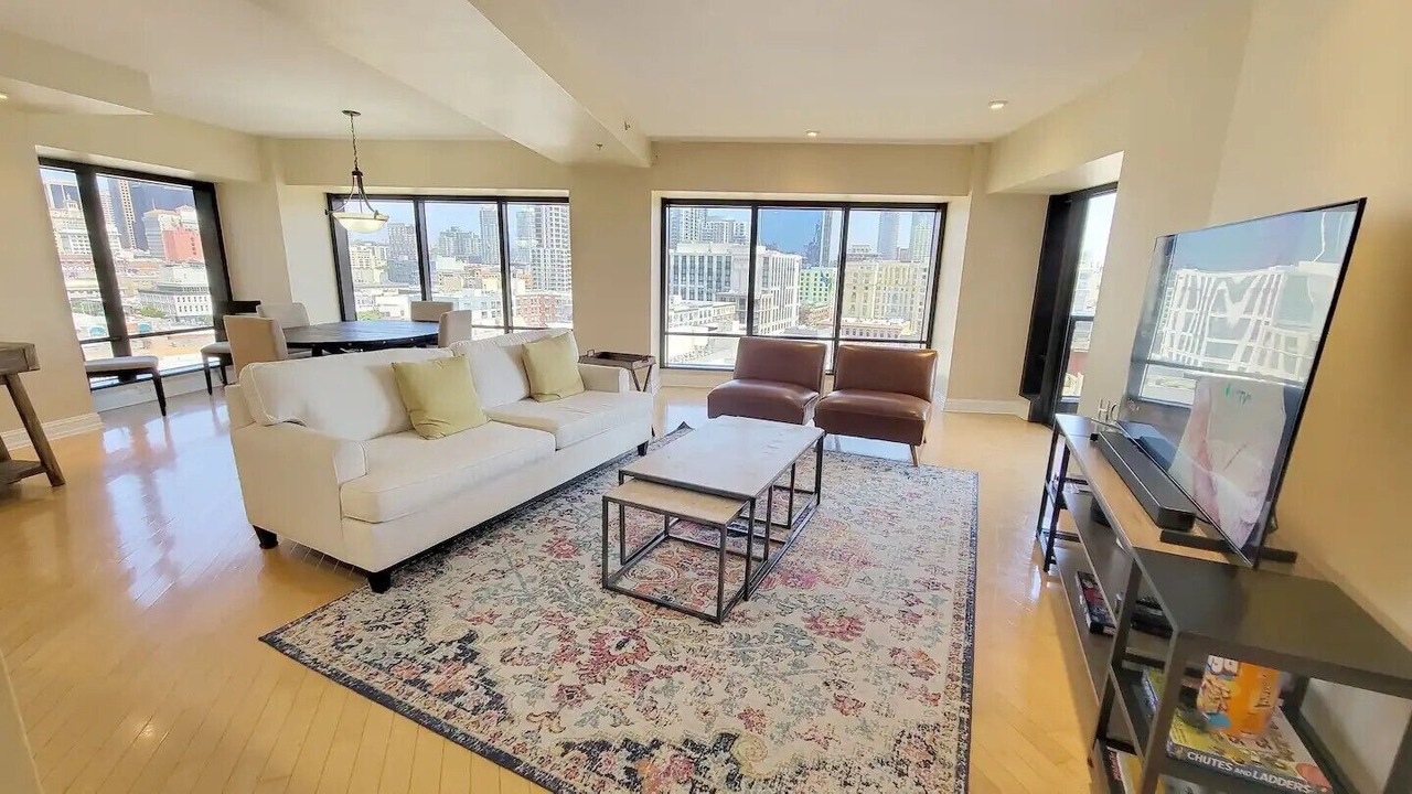 Photo of Livingroom in Marina District