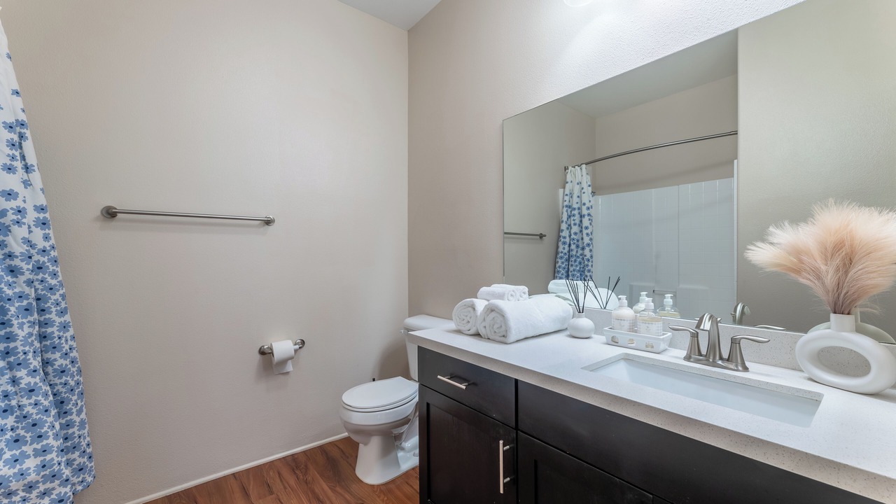 Photo of Bathroom in Ladera Heights