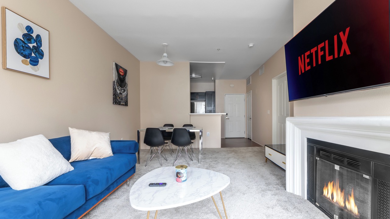 Photo of Livingroom in Ladera Heights
