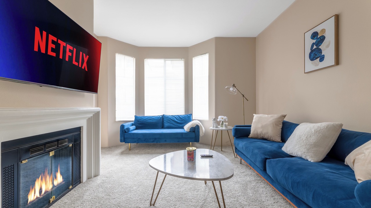 Photo of Livingroom in Ladera Heights