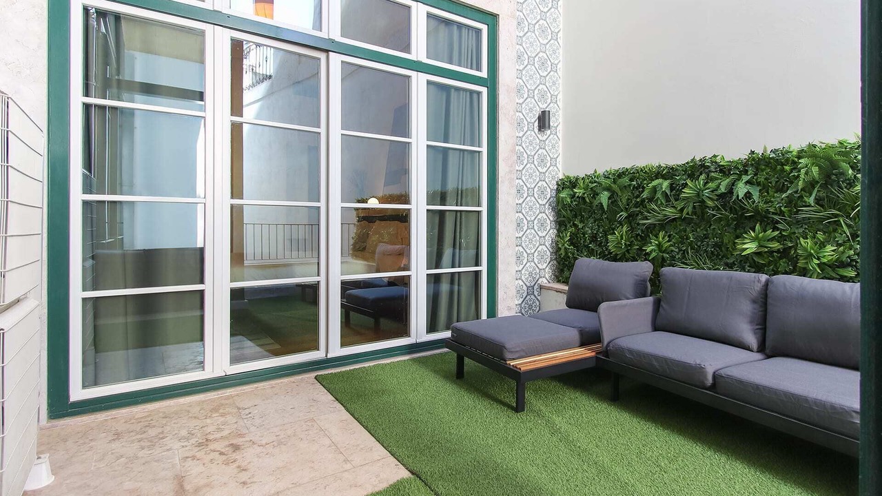 Photo of Patio Balcony in Martires