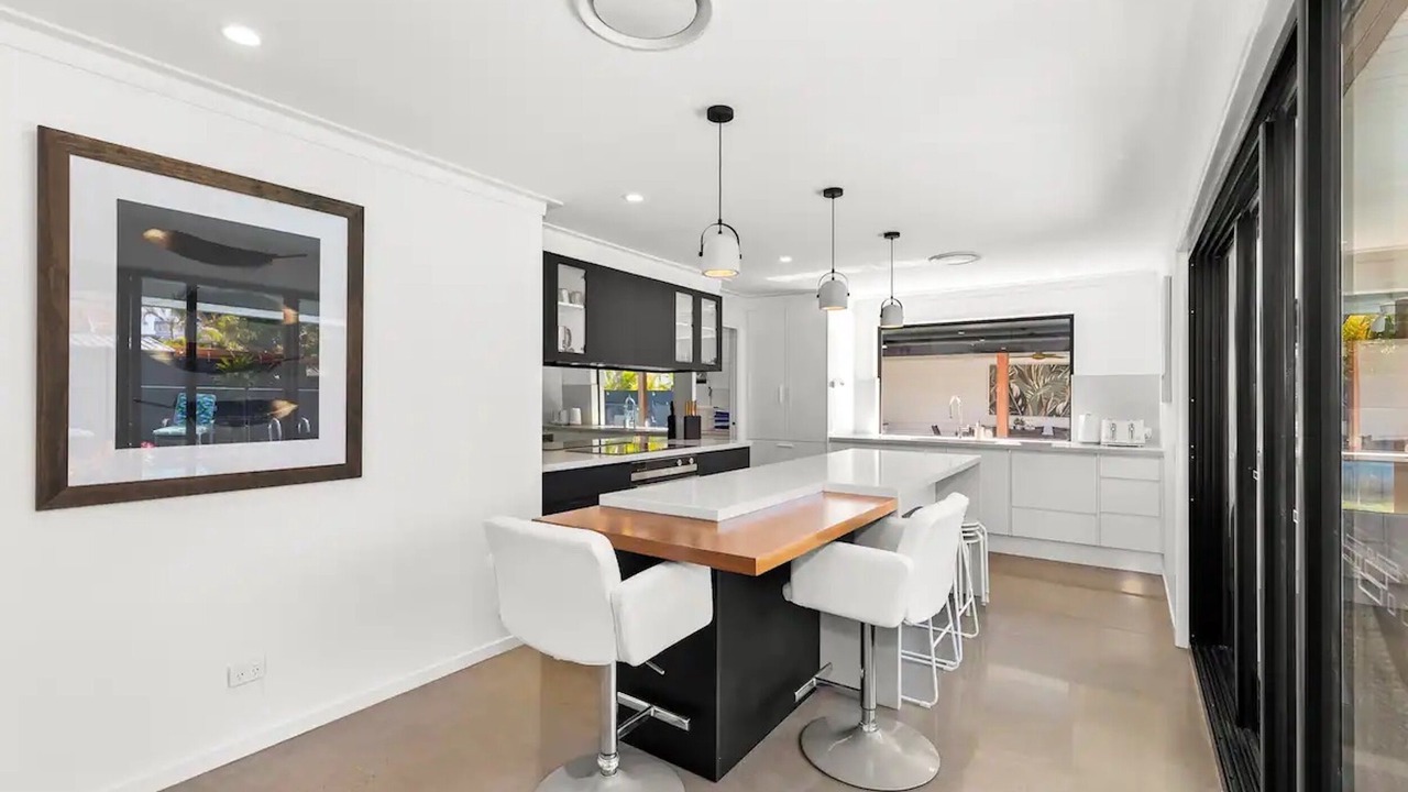 Photo of Kitchen in Mermaid Waters
