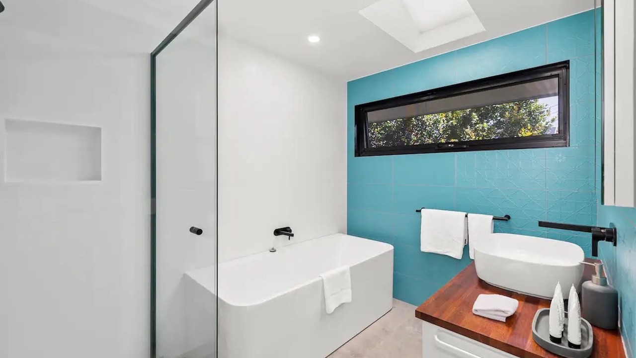 Photo of Bathroom in Mermaid Waters