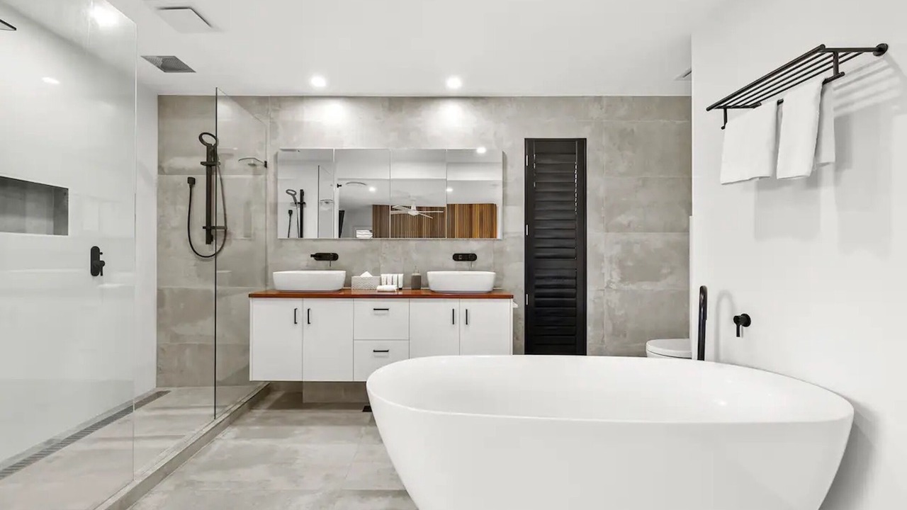 Photo of Bathroom in Mermaid Waters