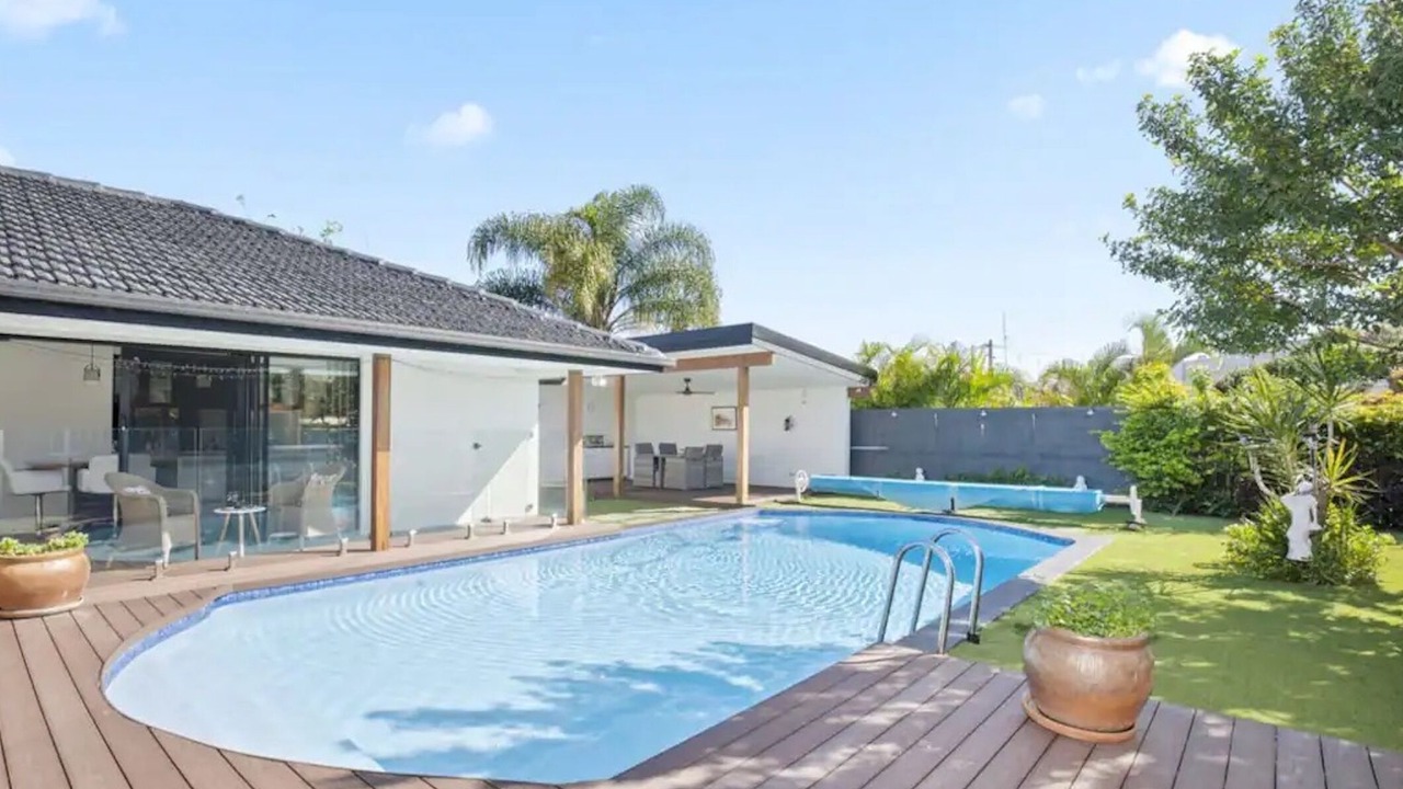 Photo of Outdoor in Mermaid Waters