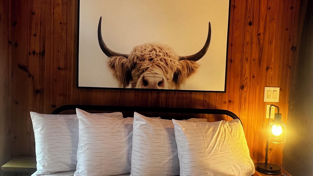 Photo of Bedroom in Three Rivers