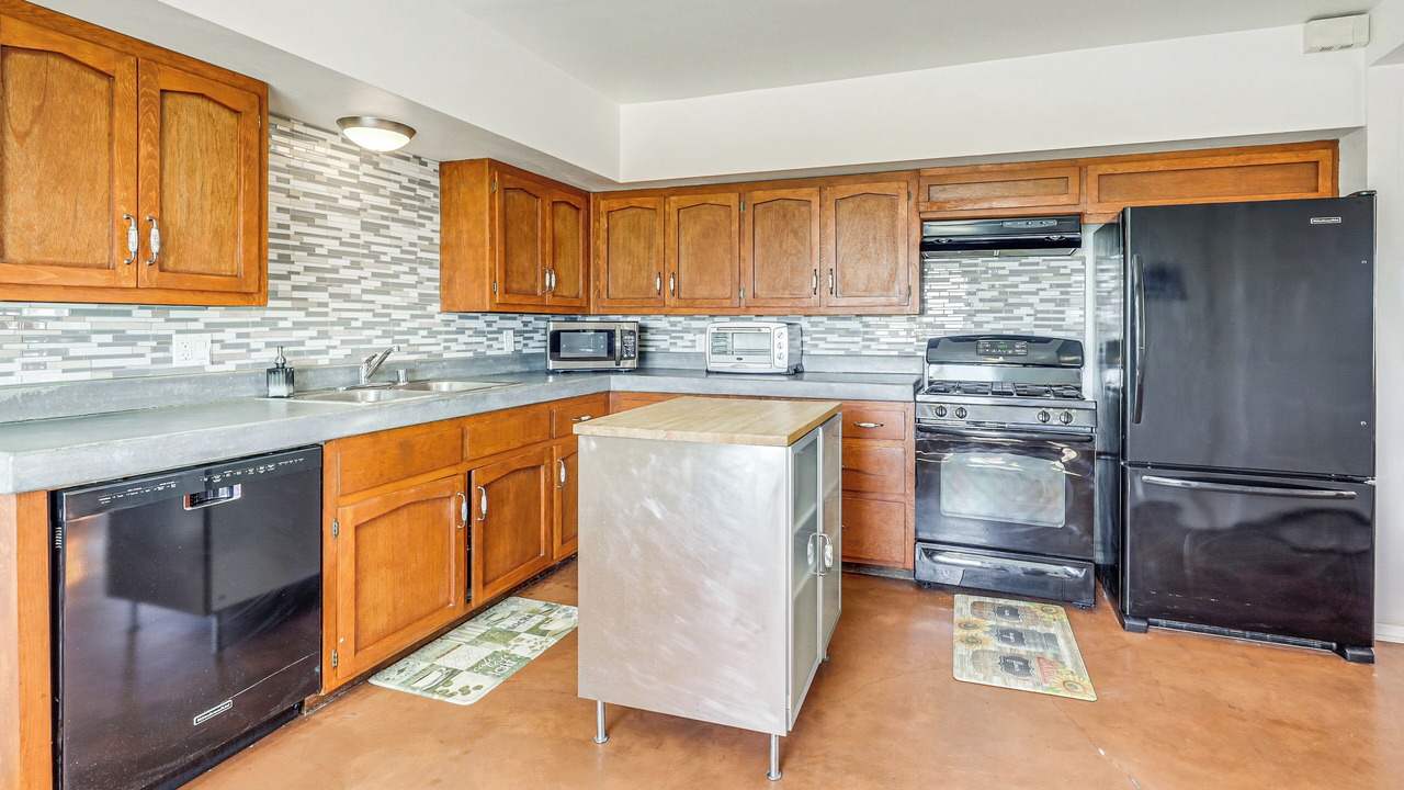 Photo of Kitchen in Twentynine Palms