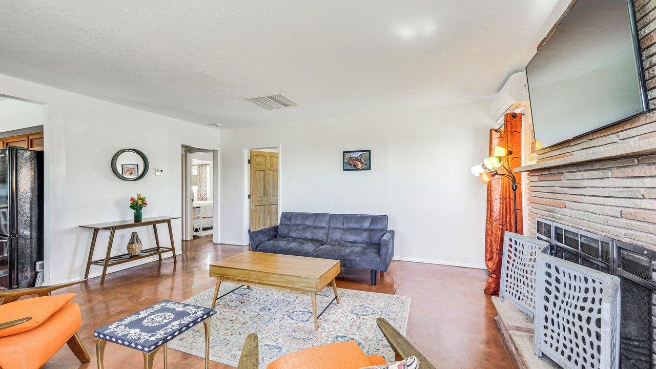 Photo of Bedroom in Twentynine Palms
