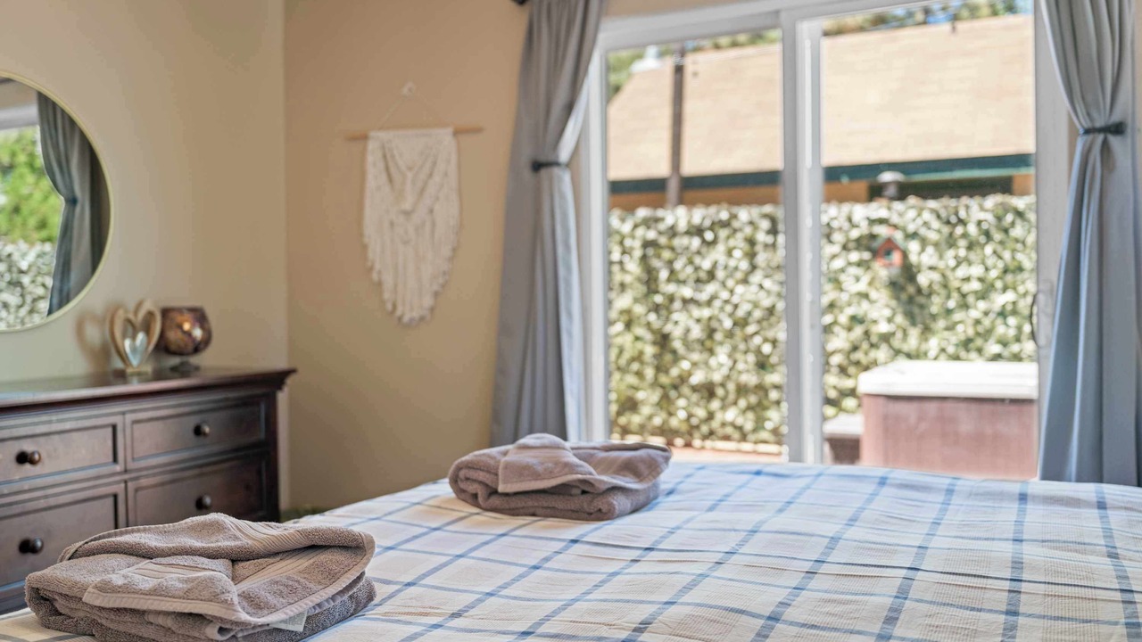 Photo of Bedroom in Big Bear Lake