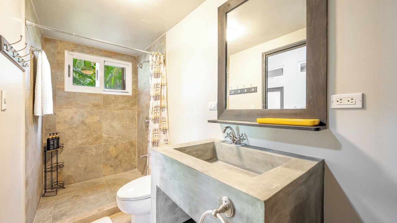 Photo of Bathroom in Potrero