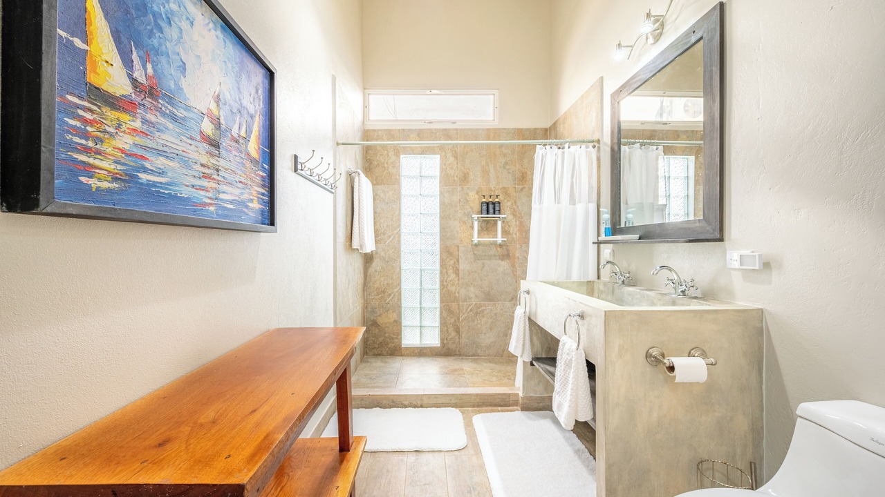 Photo of Bathroom in Potrero