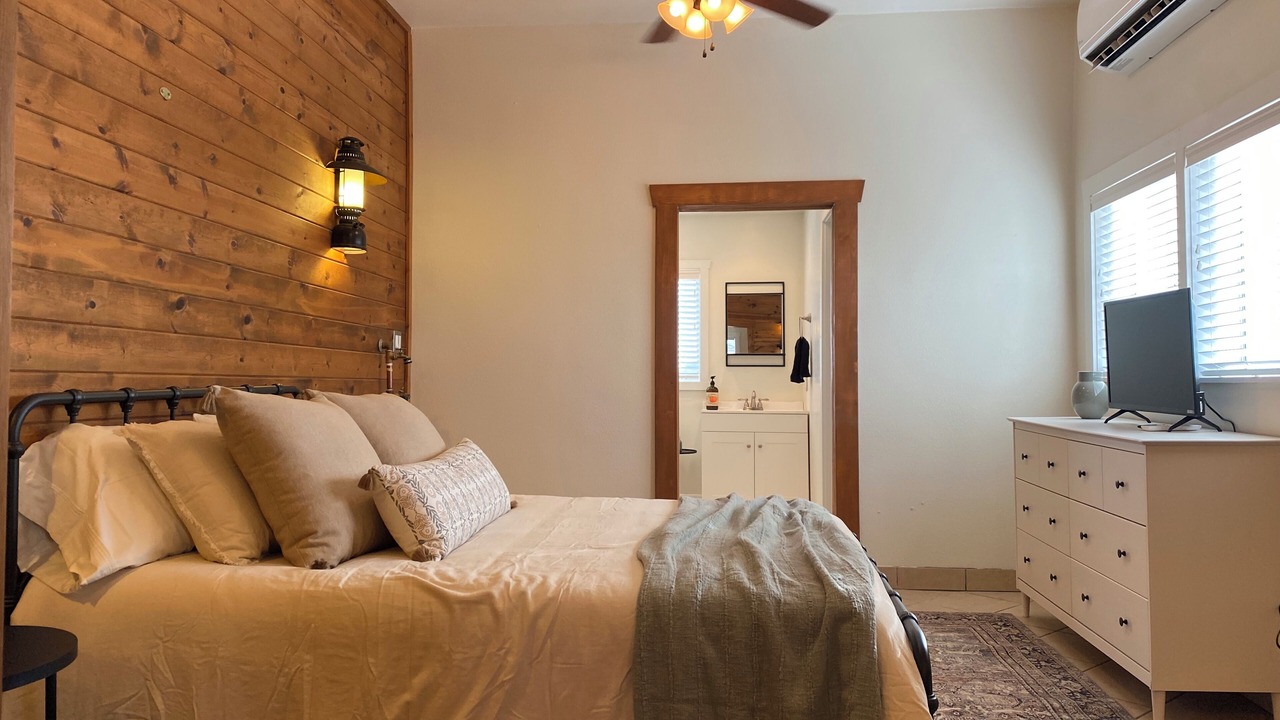 Photo of Bedroom in Tulare