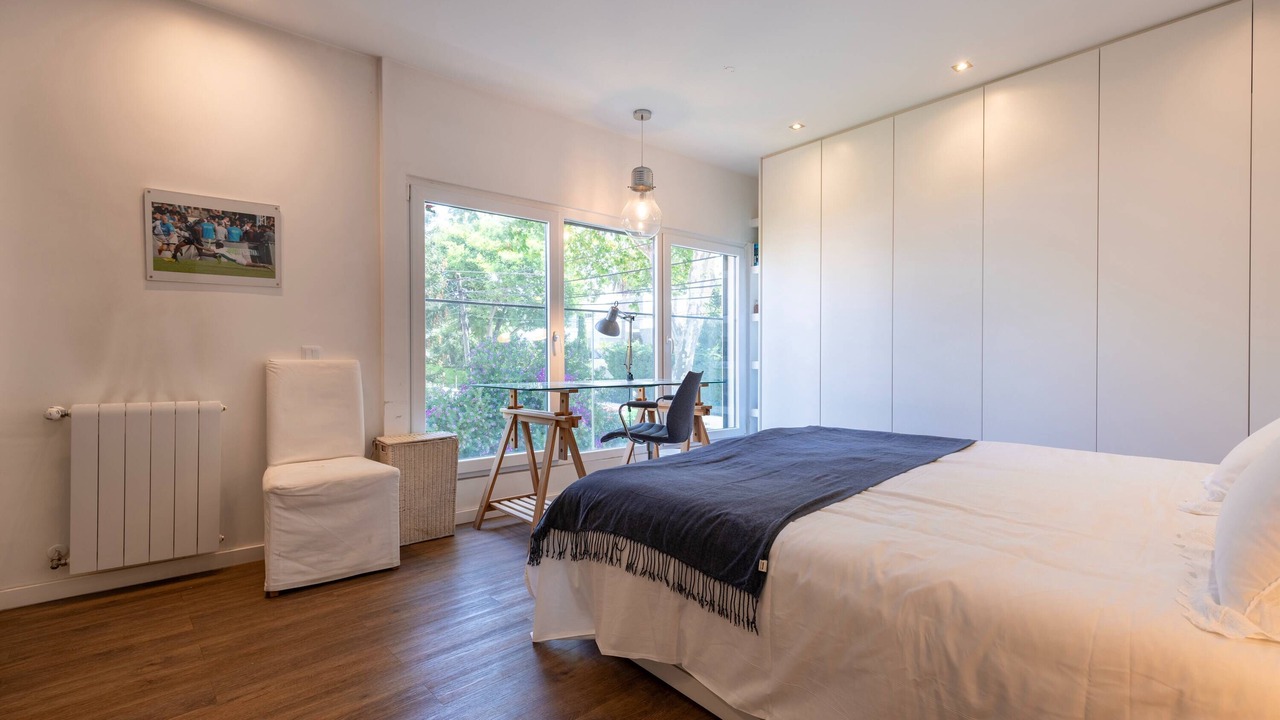 Photo of Bedroom in Cascais