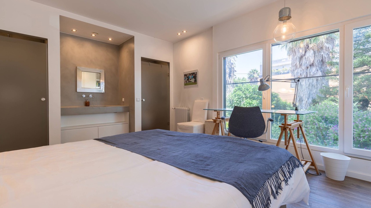 Photo of Bedroom in Cascais