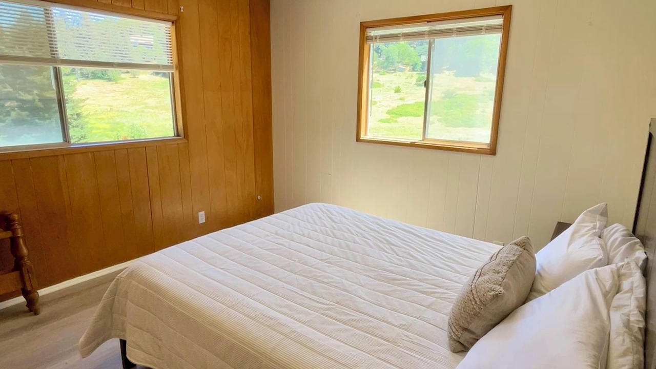 Photo of Bedroom in Julian
