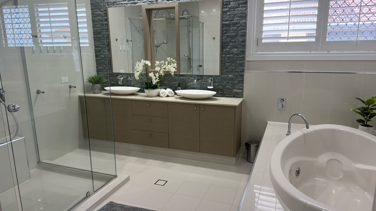 Photo of Bathroom in Paradise Point