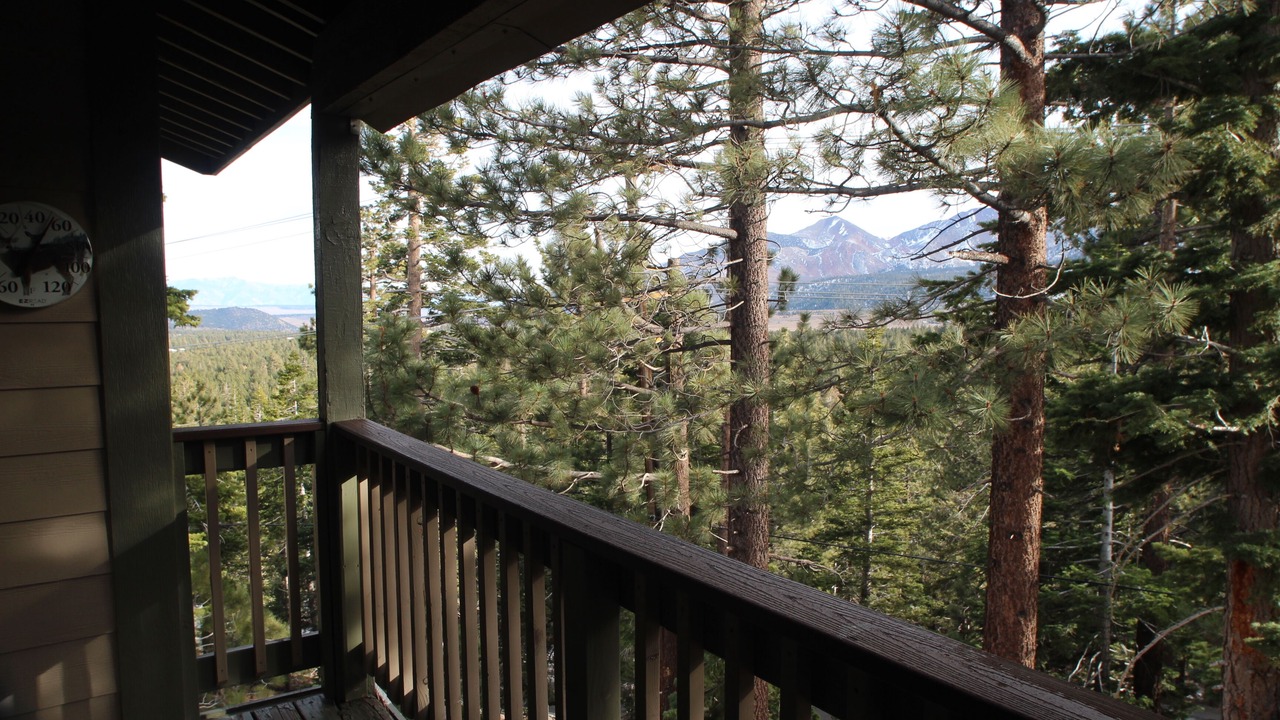 Photo of Bedroom in Mammoth Lakes