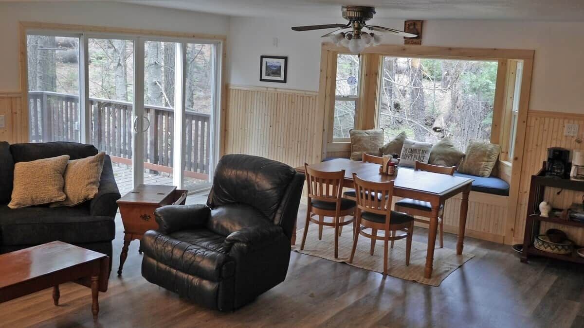 Photo of Livingroom in Camp Connell