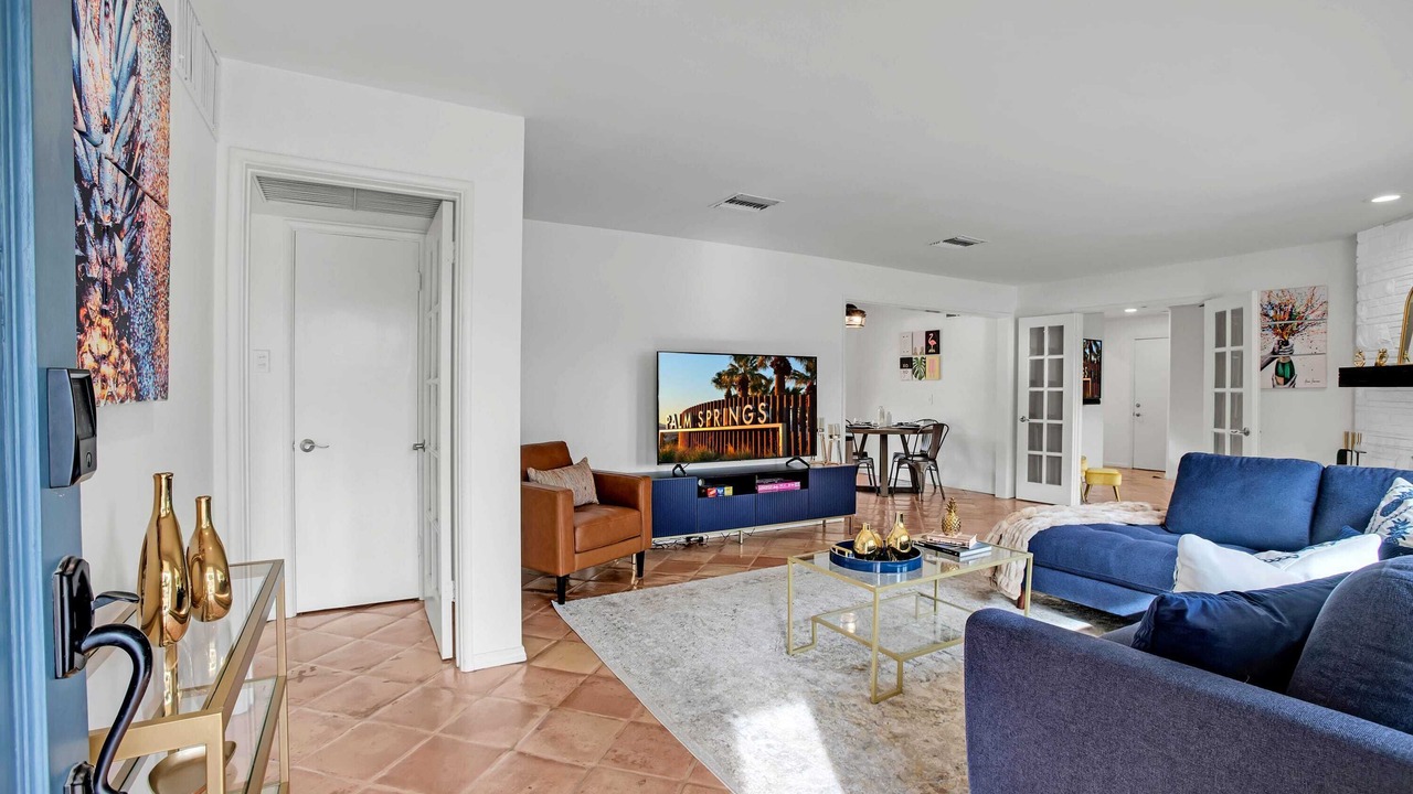 Photo of Livingroom in Tahquitz River Estates