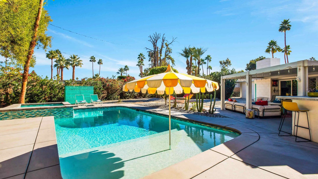 Photo of Outdoor in Sunmor