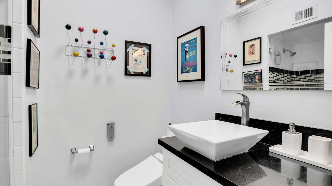 Photo of Bathroom in Sunmor