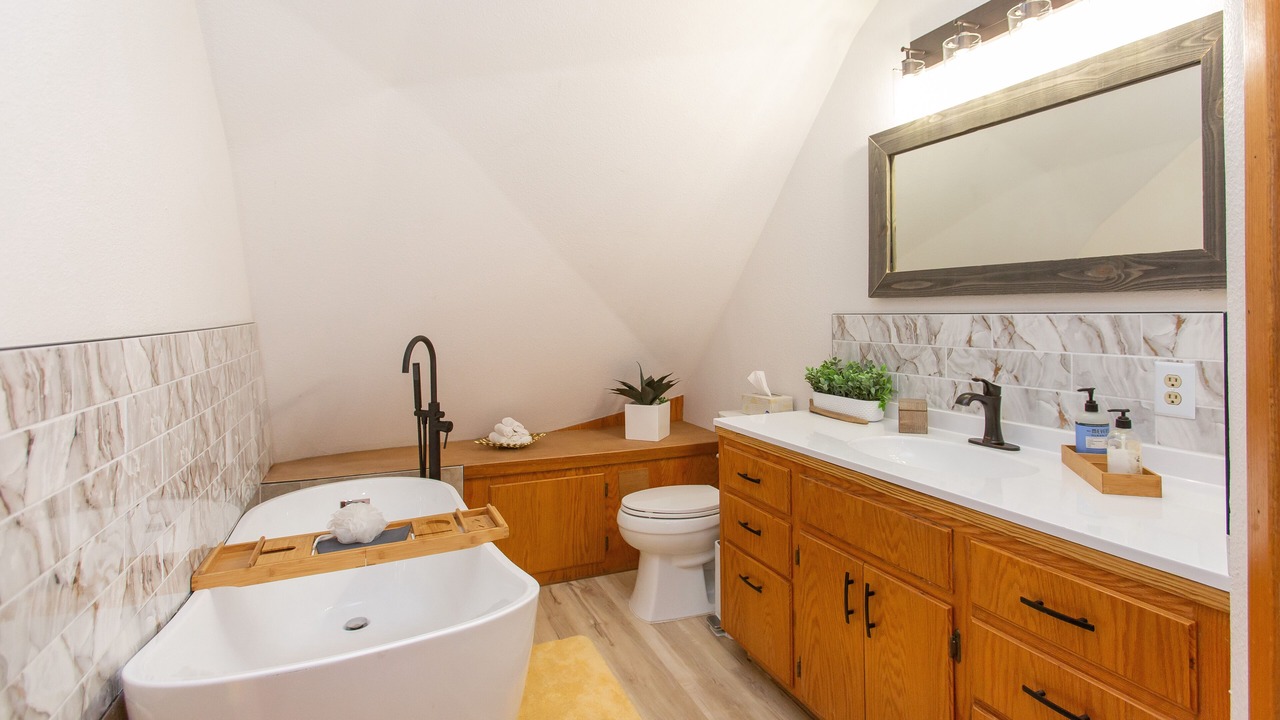 Photo of Bathroom in Avery