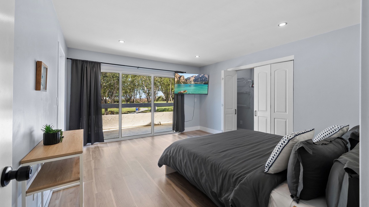 Photo of Bedroom in Tierrasanta