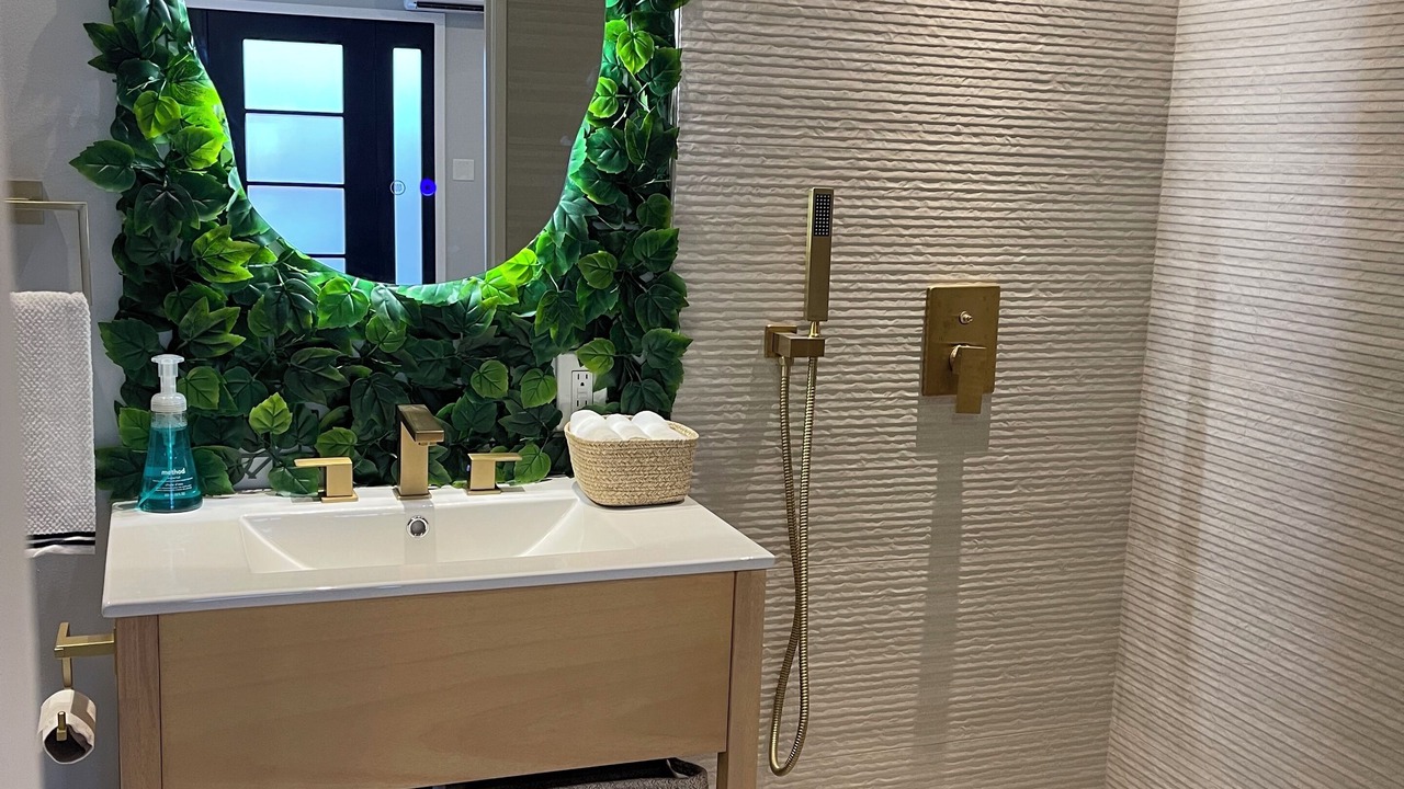Photo of Bathroom in Tierrasanta