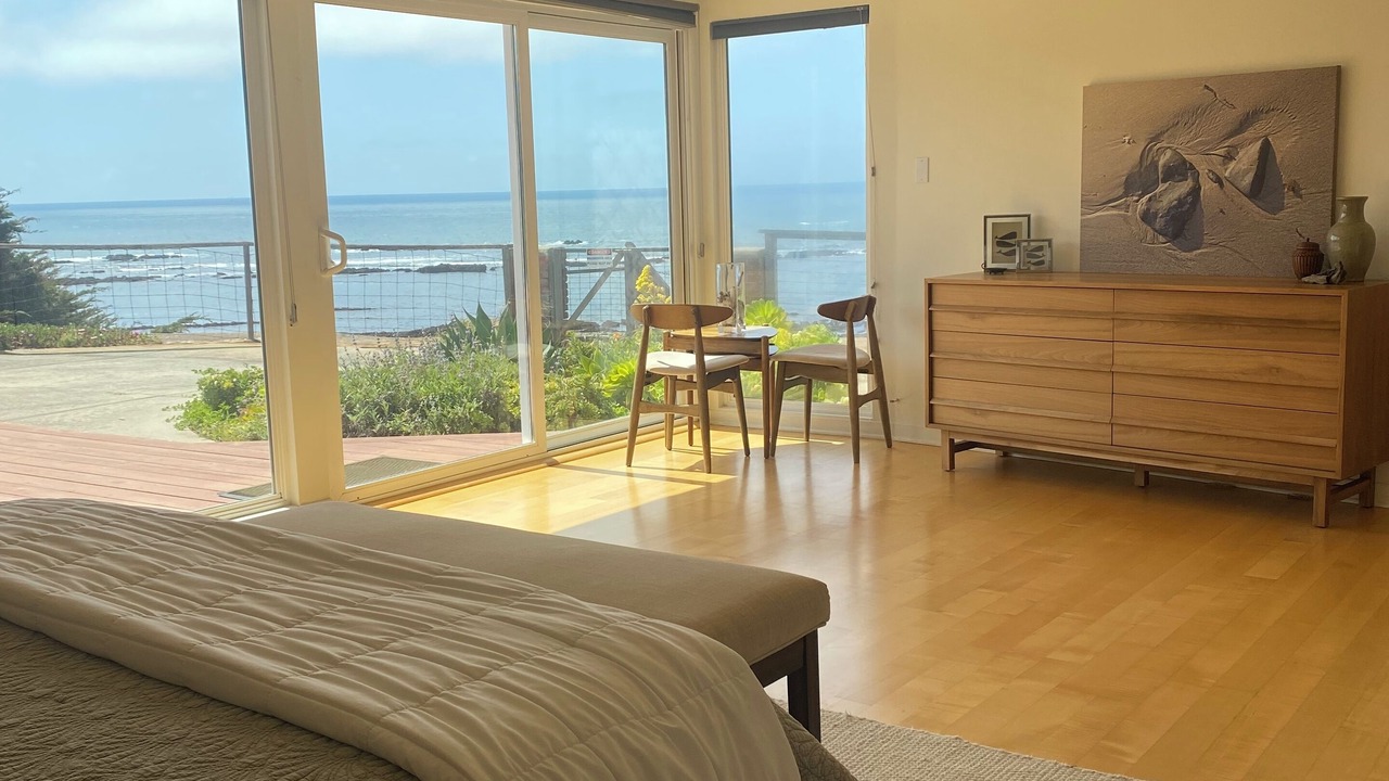 Photo of Bedroom in Moss Beach