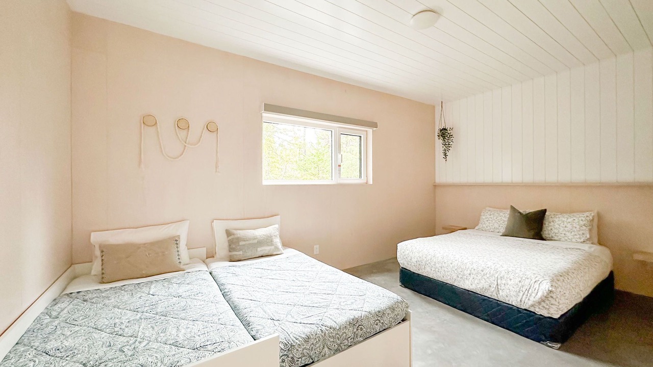 Photo of Bedroom in Ucluelet