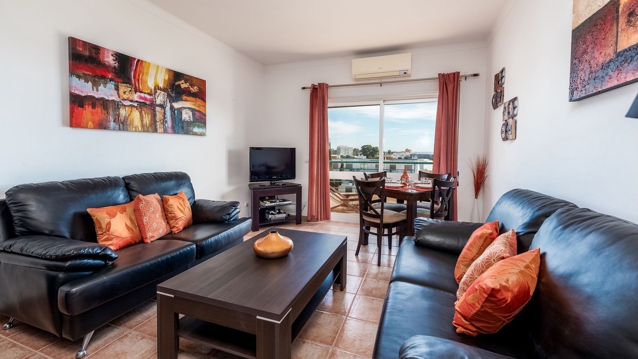 Photo of Livingroom in Albardeira