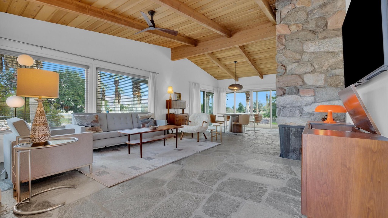 Photo of Bedroom in Borrego Springs