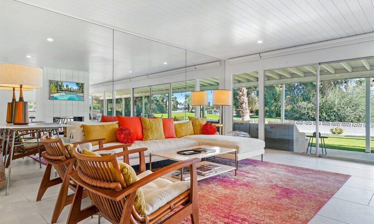 Photo of Livingroom in Palm Springs