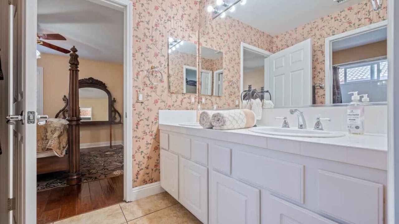 Photo of Bathroom in Agua Dulce