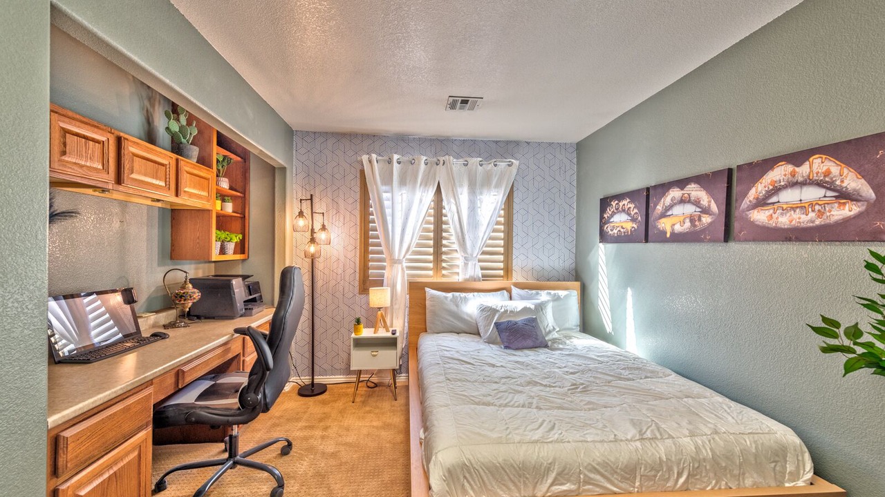 Photo of Bedroom in Spring Valley