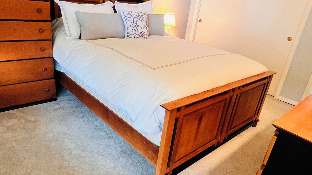 Photo of Bedroom in Lakeridge