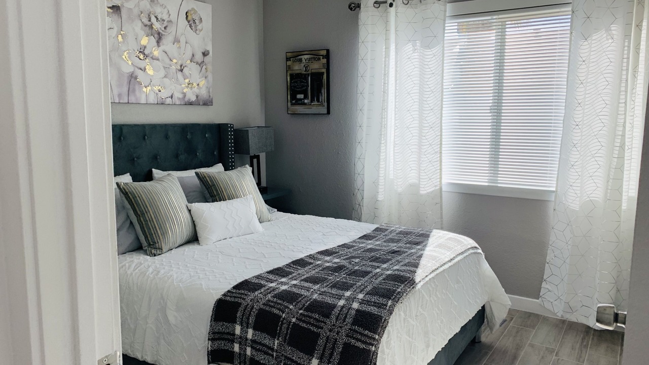 Photo of Bedroom in Spring Valley