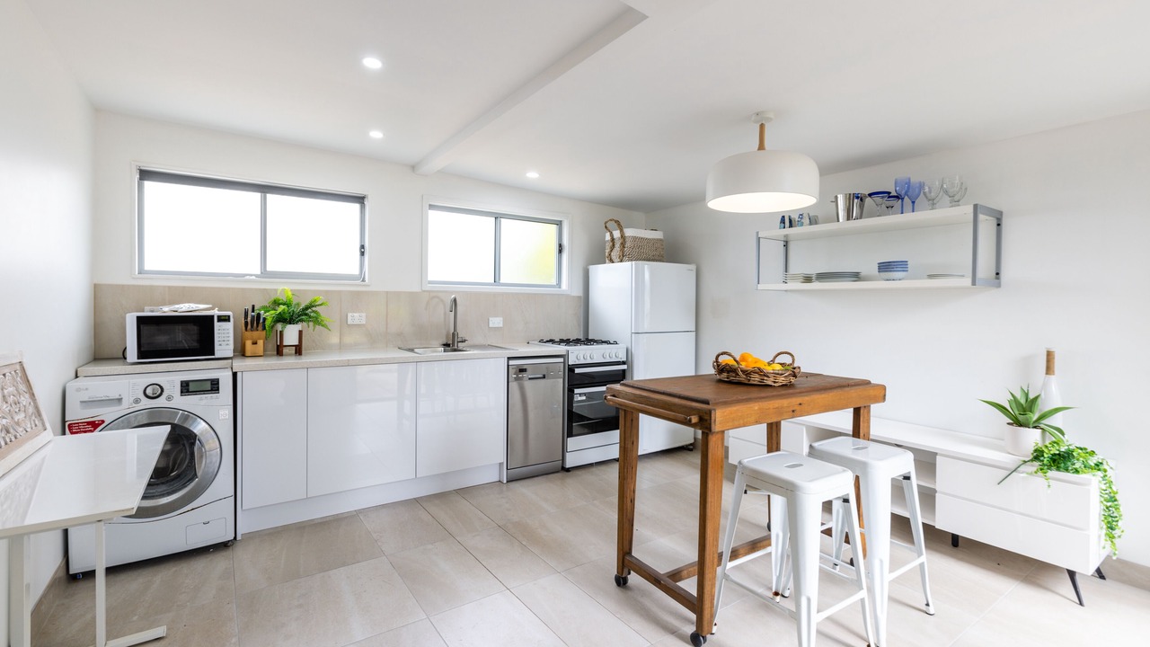 Photo of Kitchen in Mermaid Waters