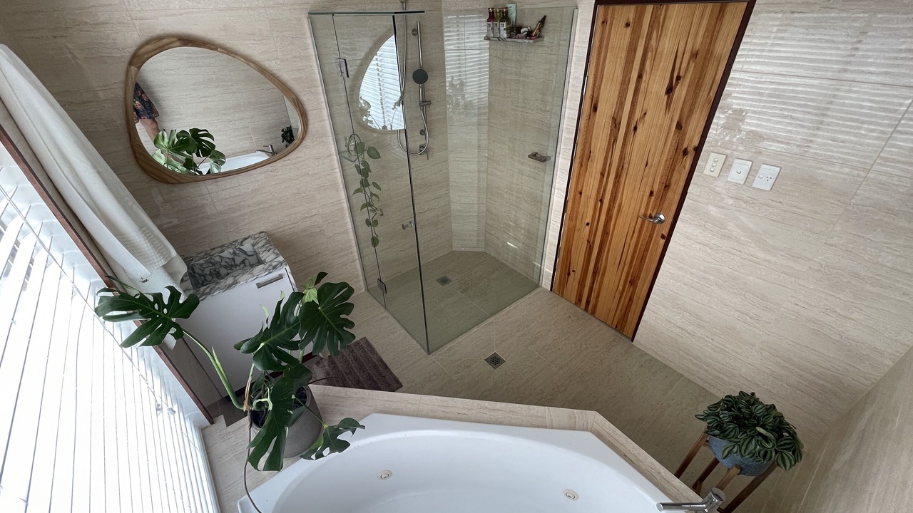 Photo of Bathroom in Mermaid Waters
