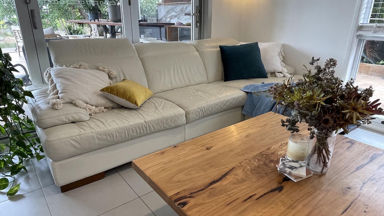 Photo of Livingroom in Mermaid Waters