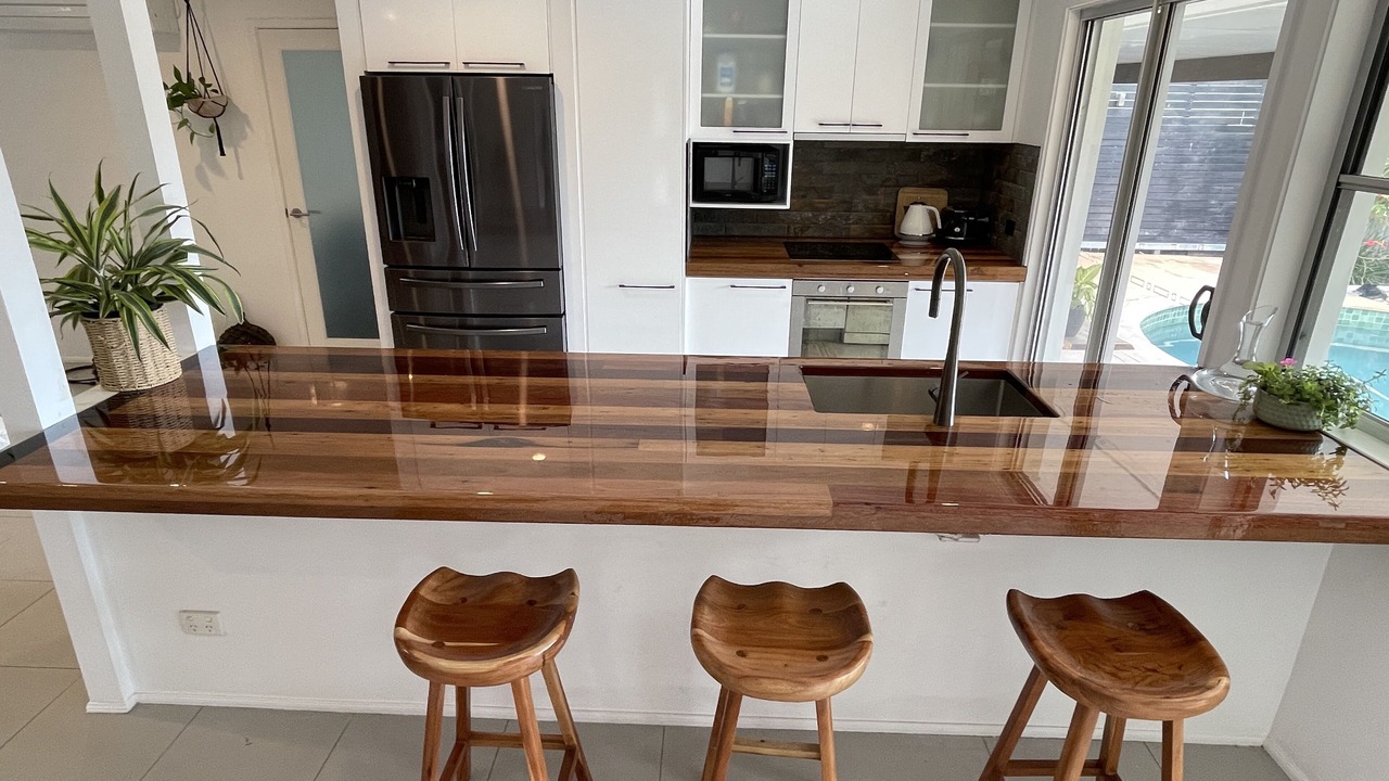Photo of Kitchen in Mermaid Waters
