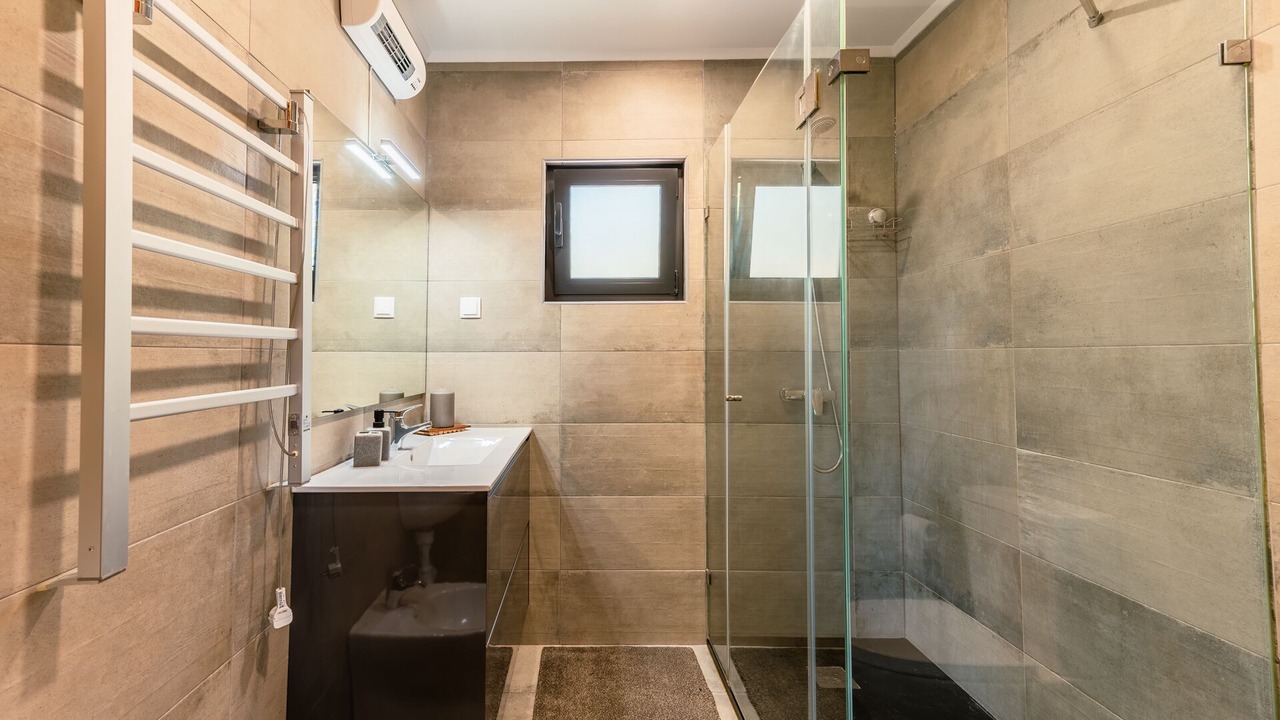 Photo of Bathroom in Ericeira