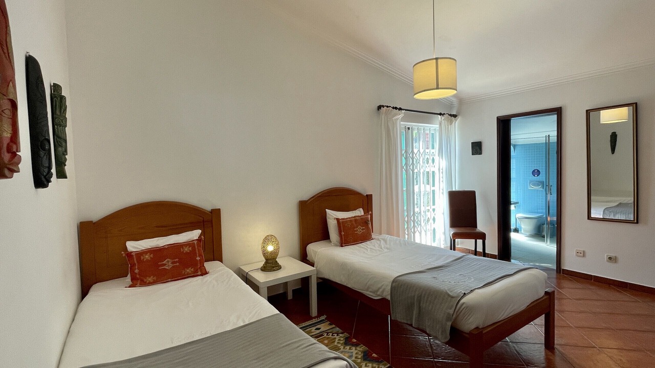 Photo of Bedroom in Vale Navio
