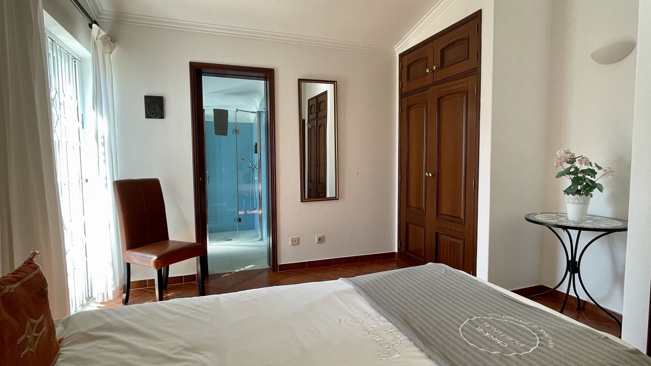 Photo of Bedroom in Vale Navio
