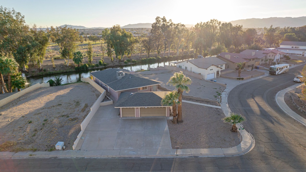 Photo of Outdoor in Colorado Shores