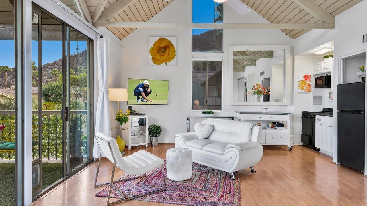 Photo of Livingroom in Indian Wells